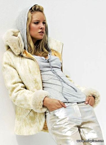 Stylish Jacket With Detachable Hood Sewing Pattern (Sizes 36-46 Eur)
