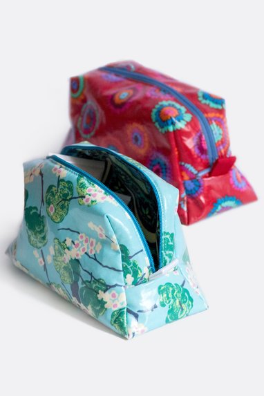 Cosmetic Bags Sewing Pattern In Small And Large Sizes