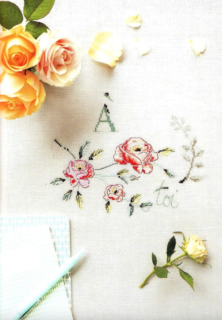 'À Toi' Cross Stitch Embroidery Scheme