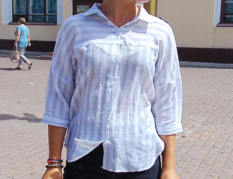 Shirt With A One-Piece Sleeve
