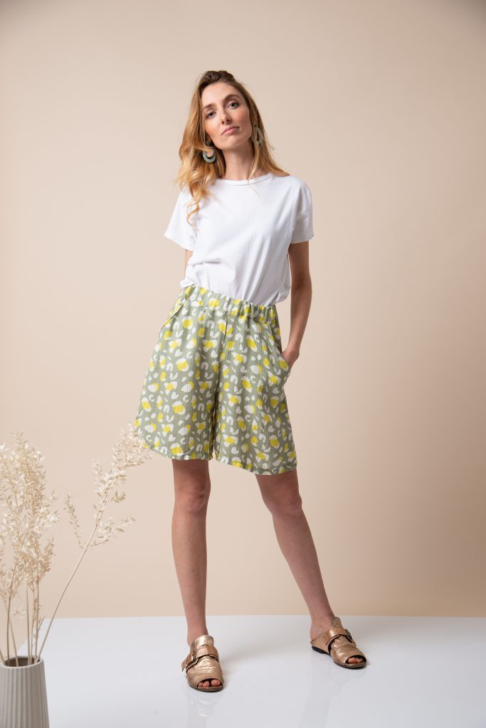 Casual Shorts Or Knee-Length Culottes “Mara” – Free Pattern And Sewing Instructions