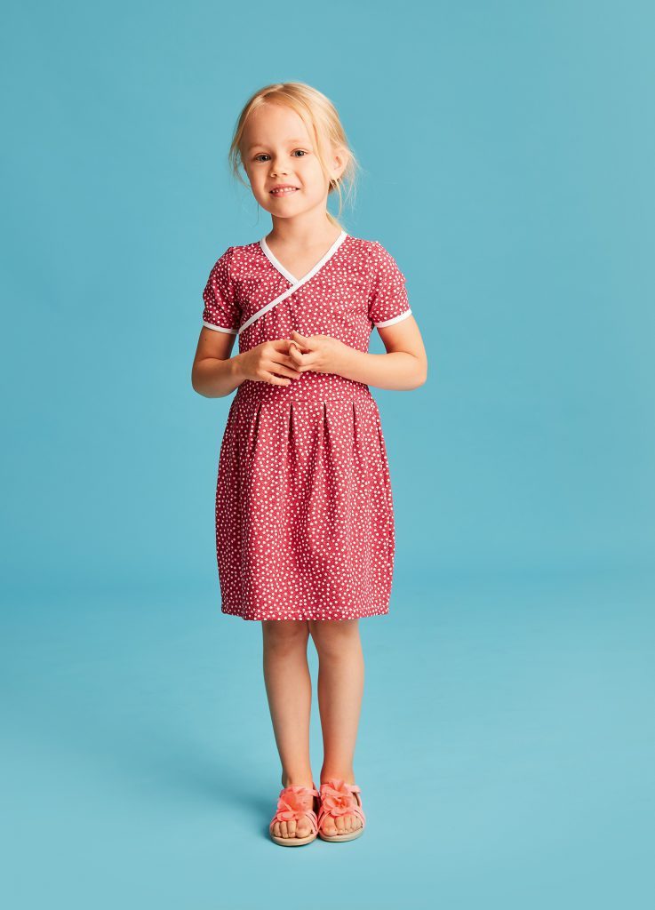 Sew Children's Dress “Erika” – Free Sewing Pattern & Instructions