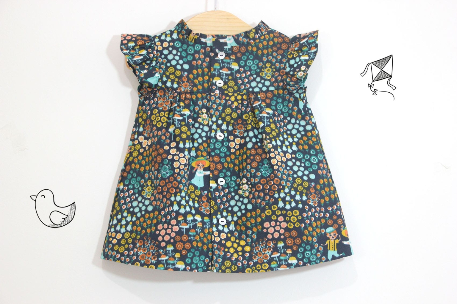 A Little Girl Dress - Free Sewing Pattern