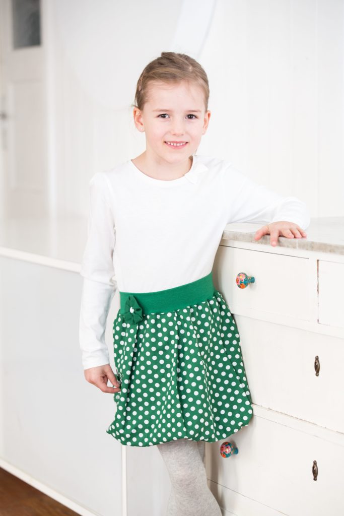 Free Sewing Pattern: Sew Balloon Skirt For Girls