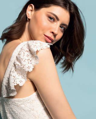 Introducing the 'Top Rosalia': a timeless classic that celebrates the enduring charm of lace. Revel in the everlasting allure of this delicate, light top, adorned with graceful ruffles on the shoulders. A perfect fusion of femininity and sophistication, this top is available in sizes 34-56. Embrace the elegance of lace and the whimsical touch of ruffles, as 'Top Rosalia' promises to be a versatile and enduring addition to your wardrobe, offering timeless style with a contemporary twist.