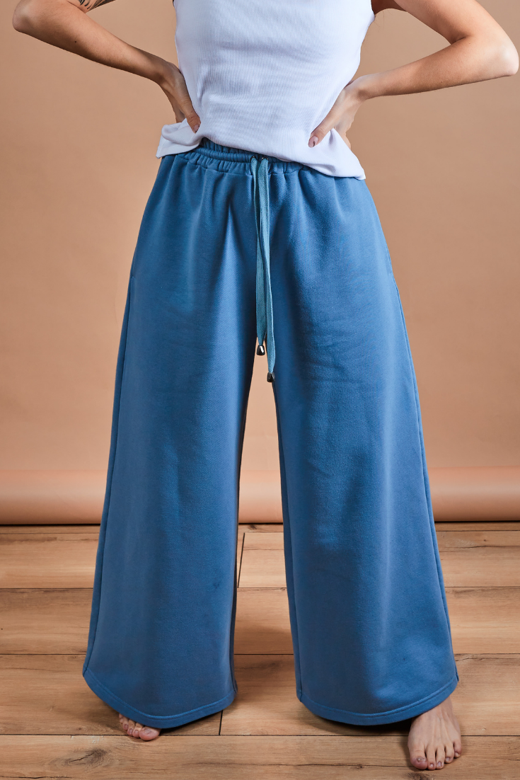 Women's Wide-Cut Knitted Trousers - Free Sewing Pattern