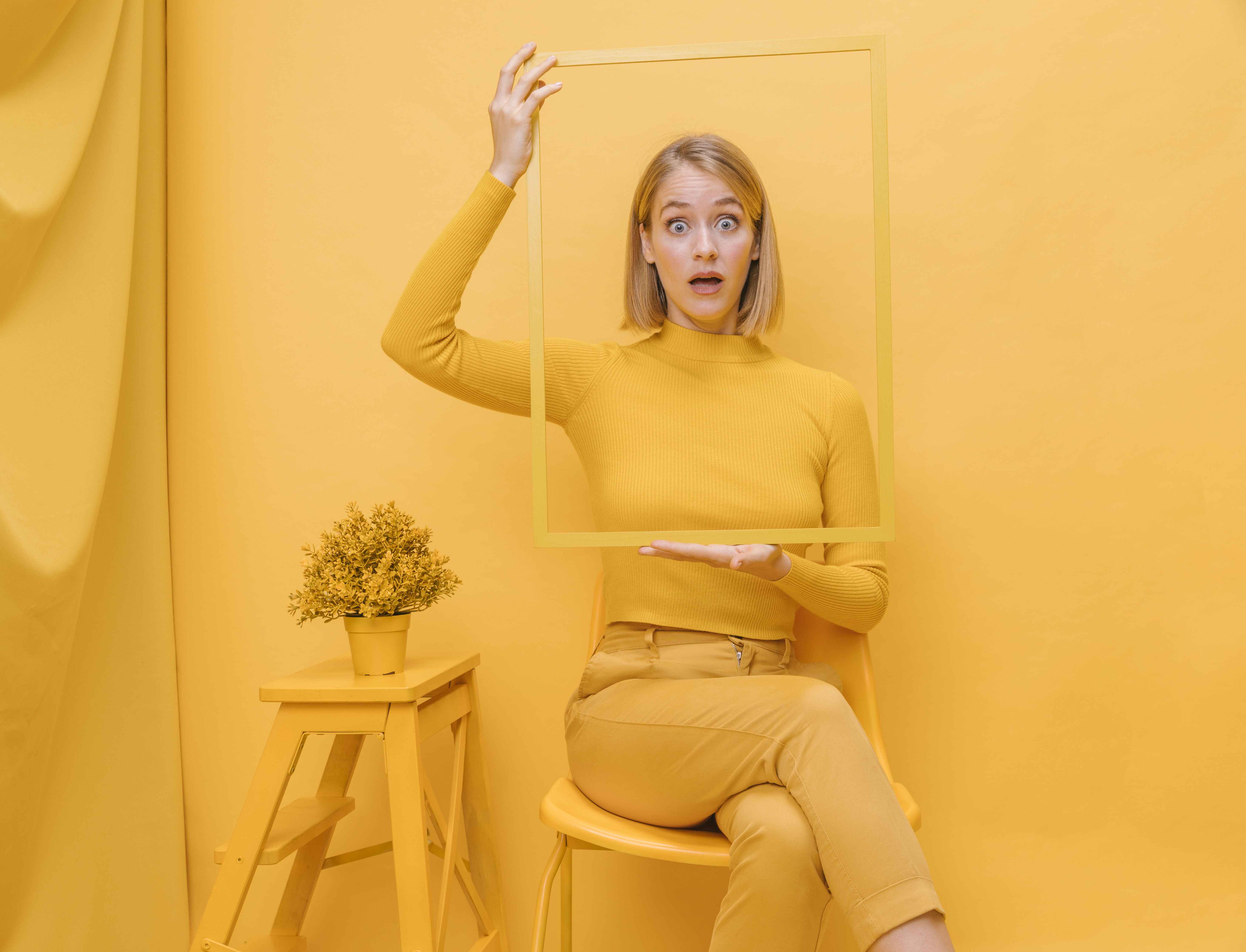 Mastering Your Photoshoot: Choosing Colors And Outfits For Stunning Results