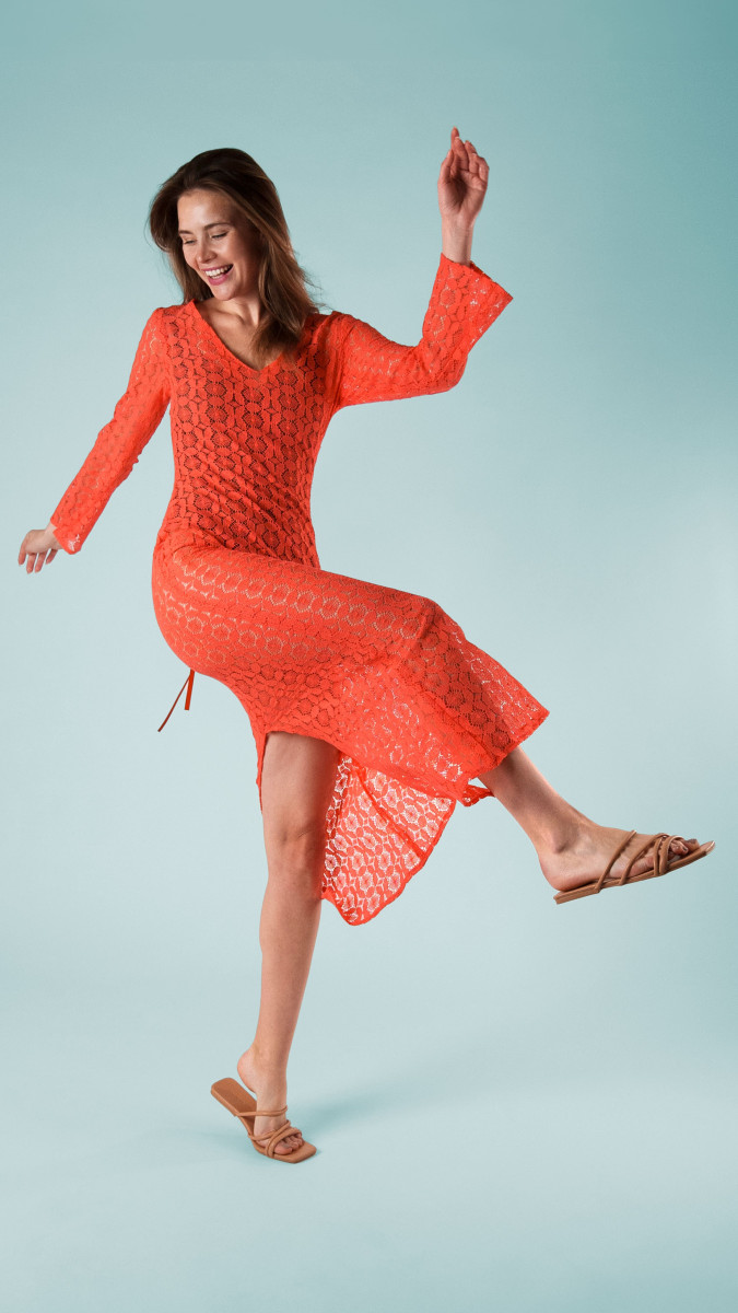 Embrace The Summer With The Corella Beach Cover Up: A Free Sewing Pattern
