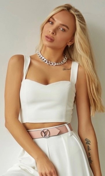 Sew the Juanitta Sweetheart Crop Top: Free PDF Sewing Pattern